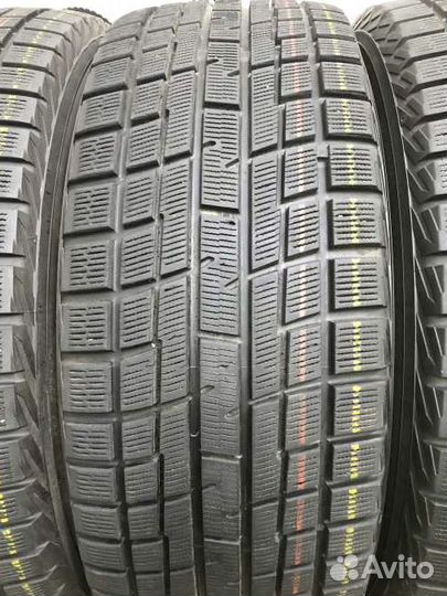 Yokohama Ice Guard IG50 215/55 R17