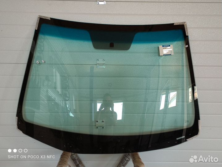 Лобовое стекло Honda Element (2003)