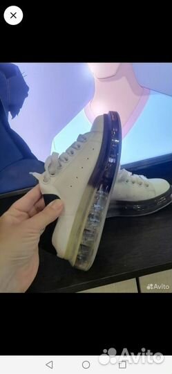 Кроссовки женские 38