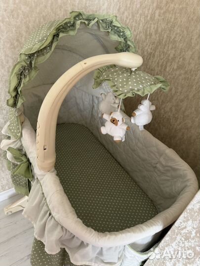 Люлька для малыша продана