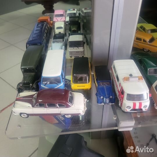 Модельки машин 1 43