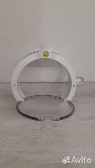 Люк в дверь для животных