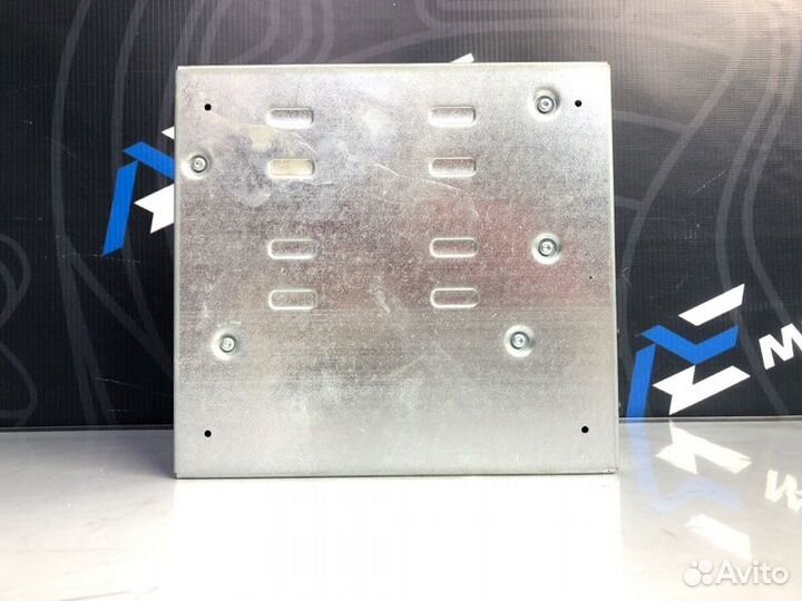 Блок управления TV тюнером Audi A6 C6 AUK 2005