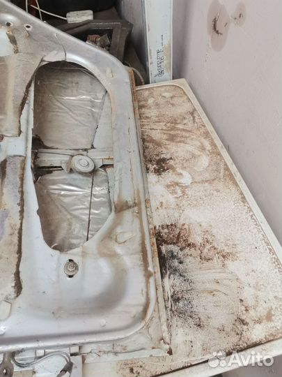 Дверь задняя левая правая 2107 2105