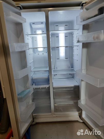 Холодильник samsung side by side