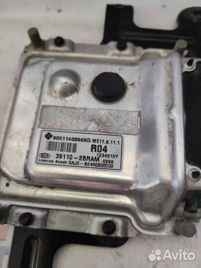 Блок управления двигателем Киа Cee'd Jd универсал