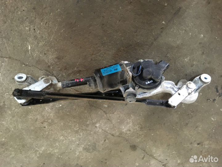 Трапеция стеклоочистителей с моторчиком