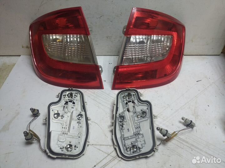 Задние фонари Skoda Rapid 2013-2017