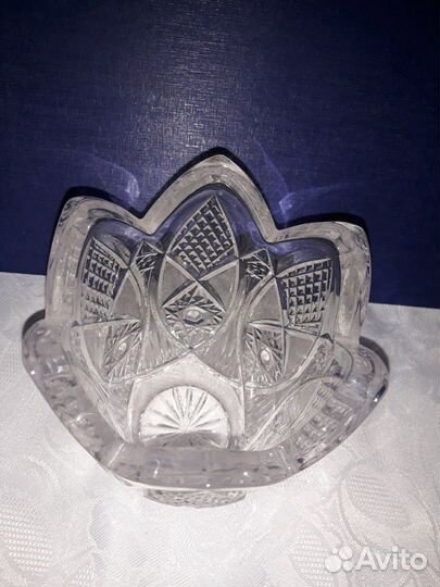 Хрустальная ваза