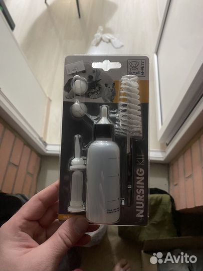 Поилка для котенка