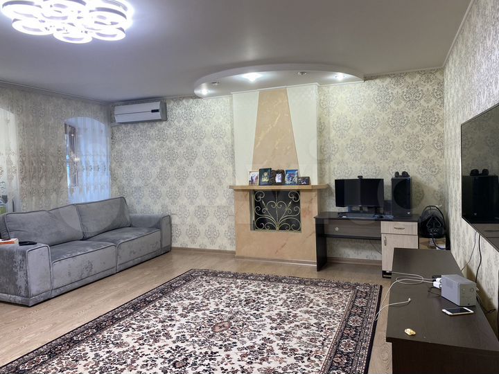 3-к. квартира, 107 м², 1/2 эт.