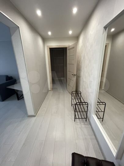 2-к. квартира, 65 м², 1/9 эт.