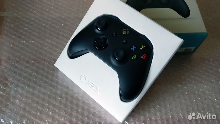 Геймпад / контроллер Xbox One V3