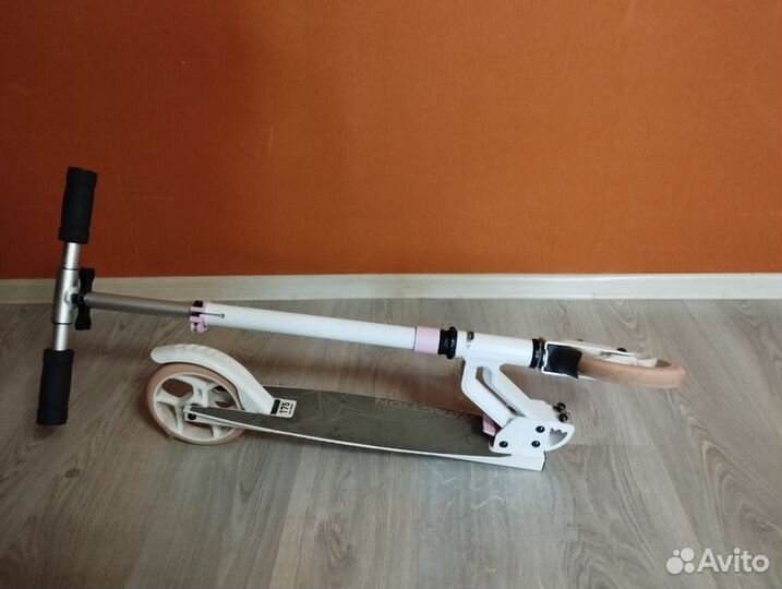 Самокат для девочки