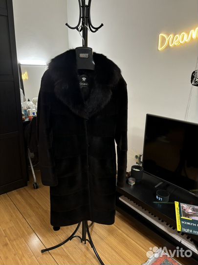 Шуба женская натуральная 42 44