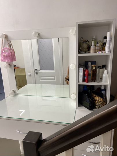 Гримерный стол (визажиста,бровиста)с подсветкой