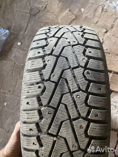 Pirelli Ice Zero 205/55 R16