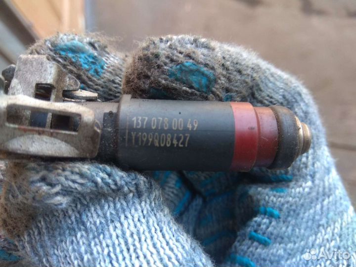 Топливные форсунки M137 Mercedes w220