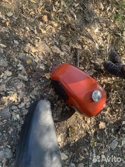 Продам бак и сидение иж планета 4