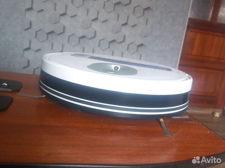 Робот пылесос мамибот