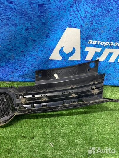 Решетка радиатора Volkswagen Golf MK6 cbzb 2010