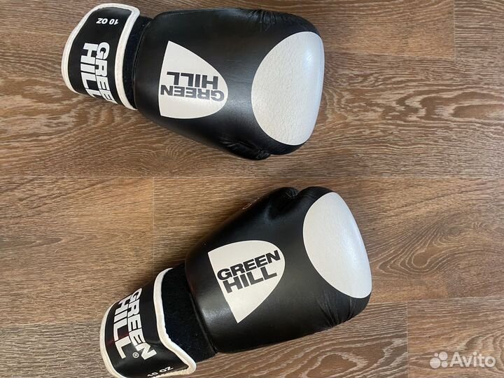 Боксерские перчатки,борцовки 37