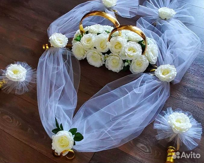 Свадебные украшения на машину