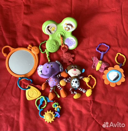 Музыкальный развивающий коврик с игрушками