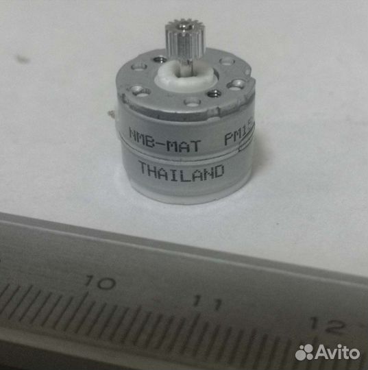 Шаговый мотор NMB