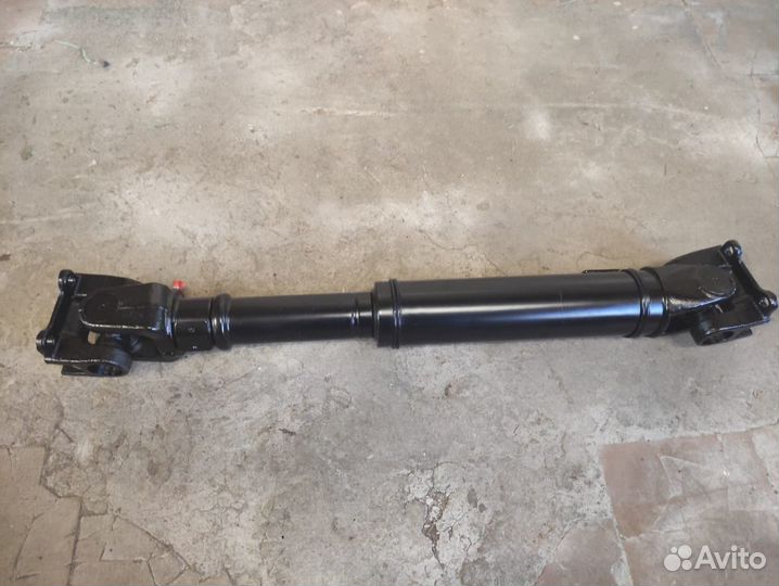 Карданный вал передний Toyota Land Cruiser 100 4.2