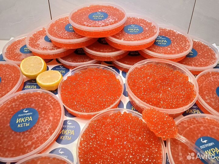 Красная икра в ассортименте