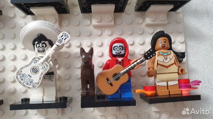 Lego минифигурки 71038 Disney 100