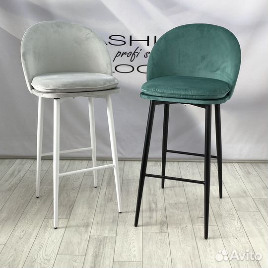 Барные стулья на ножках