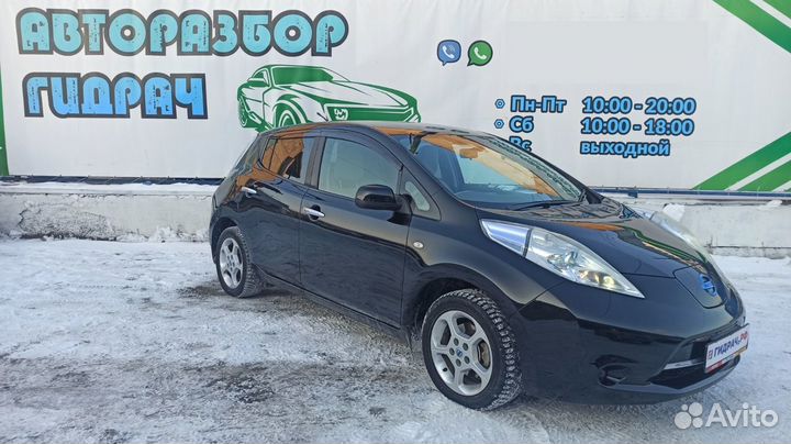 Балка подвески передняя Nissan Leaf 544C43NA0A