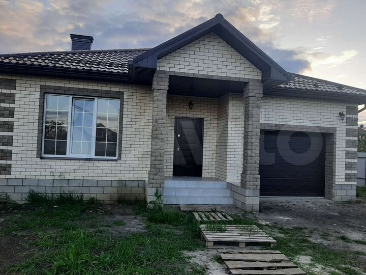 Дом 93 м² на участке 8 сот.