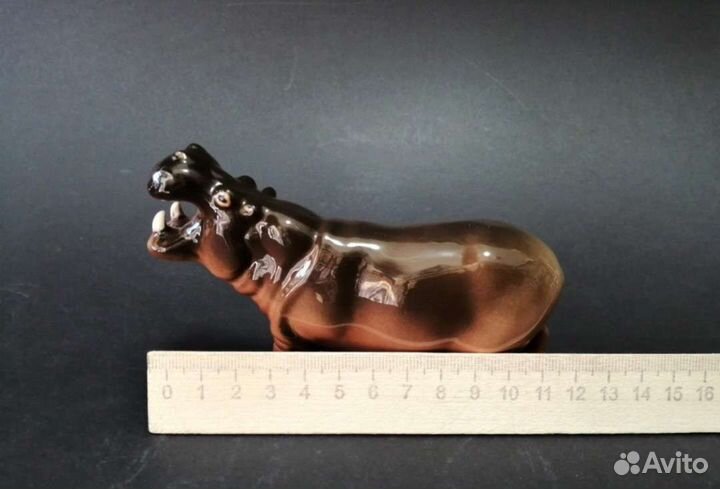 Бегемот фарфор