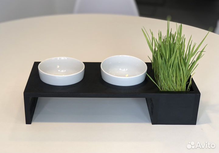 Двойная миска для кошек на подставке