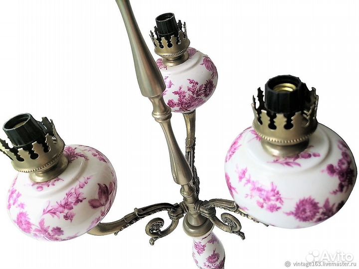 Большая настольная лампа из фарфора. Антиквариат