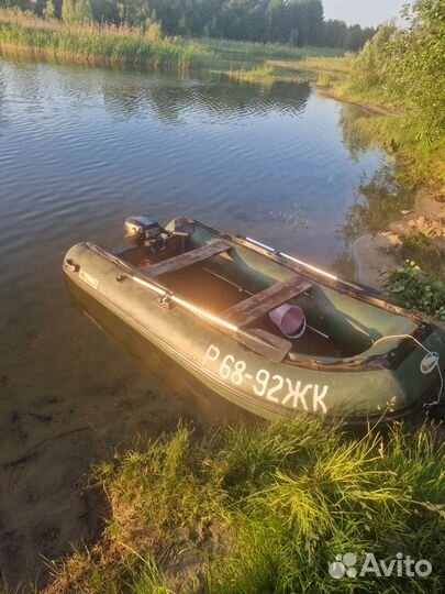 Лодка с мотором