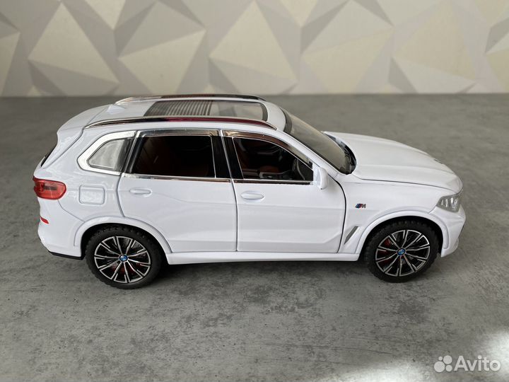 Машинка BMW X5 Металлическая. Все цвета