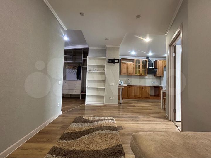 2-к. квартира, 45 м², 9/14 эт.