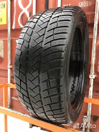 Vredestein Wintrac Pro 285/45 R20