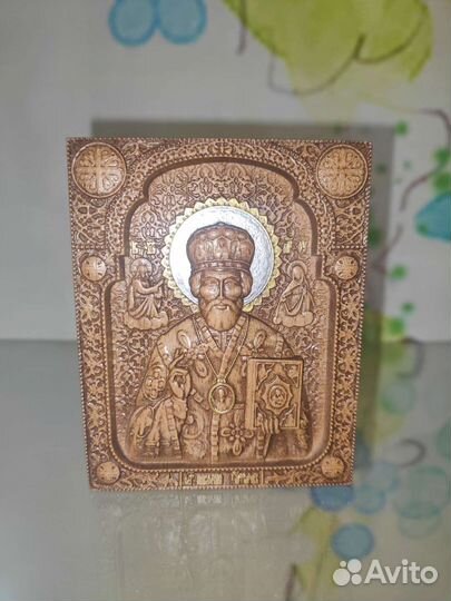 Резные иконы
