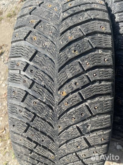 Michelin X-Ice North 4 235/45 R18 98T