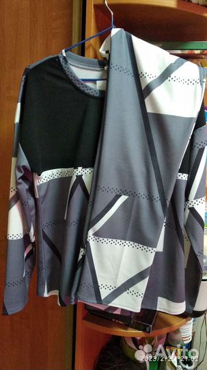 Брючный костюм женский новый