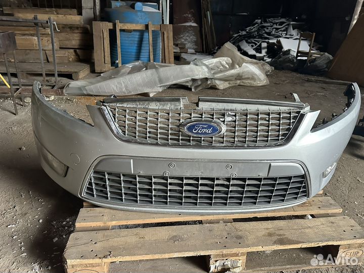 Бампер передний Ford mondeo 4 Универсал 2008