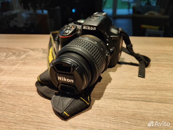 Продам зеркальный фотоаппарат nikon D5300
