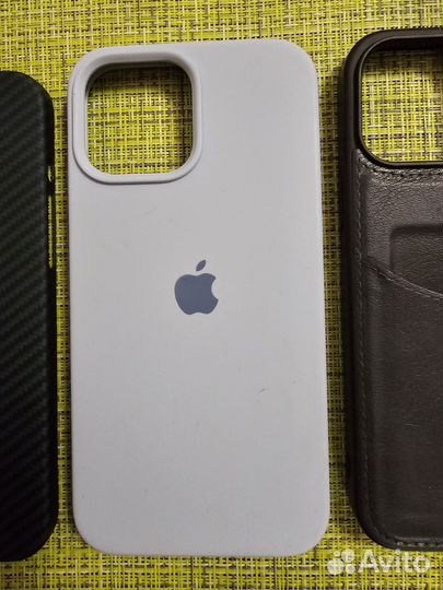 Защитный чехол на iPhone 13 pro max