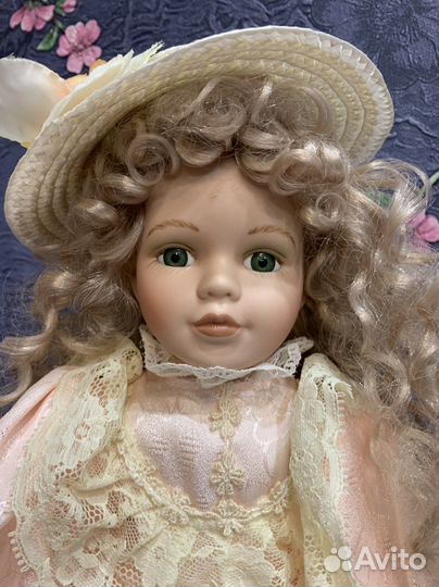 Винтажная кукла