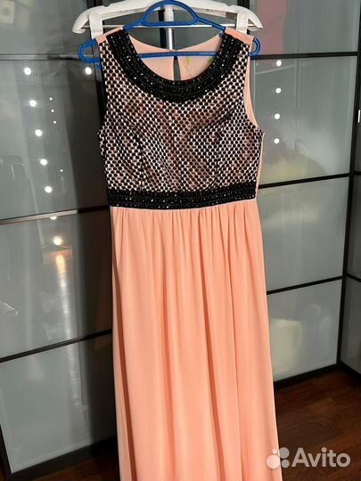 Вечернее платье в пол